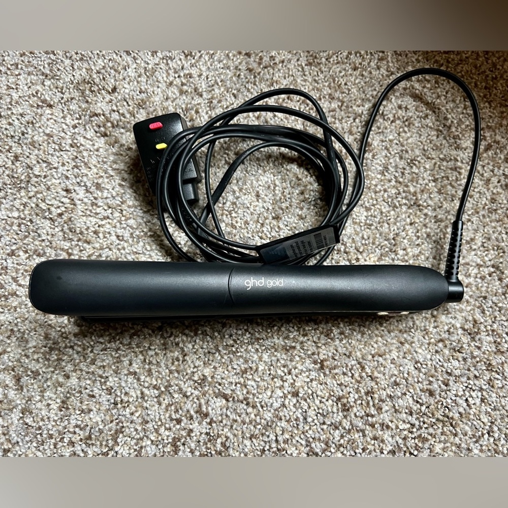 GHD Gold 1 in straightener